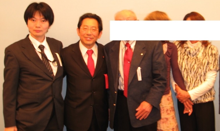 衆議院議員 清水病院理事長 清水こういちろう (清水鴻一郎)先生と 増田真知宇( ますだまちう 真知宇 )先生 衆議院議員 清水病院理事長 清水こういちろう (清水鴻一郎)先生と 増田真知宇( ますだまちう 真知宇 )先生